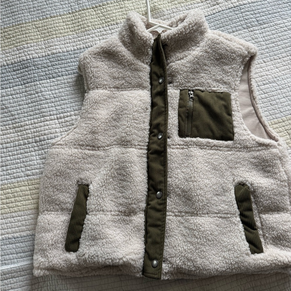 Thread & Supply Cream and Green Fleece Vest